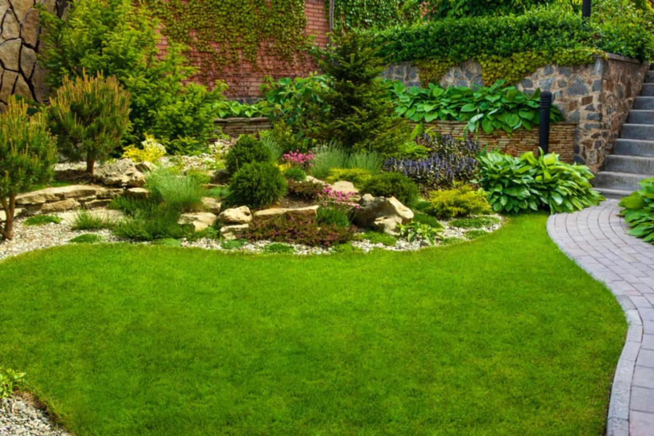 15 Easy DIY Landscaping Ideas And Styles To Spruce Up Your Yard