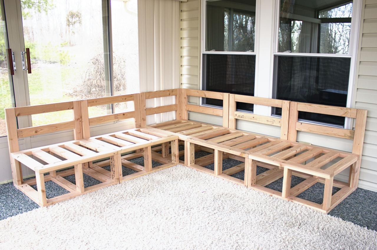 100 Cheap and Easy Outdoor DIY Furniture Ideas - Prudent Penny Pincher