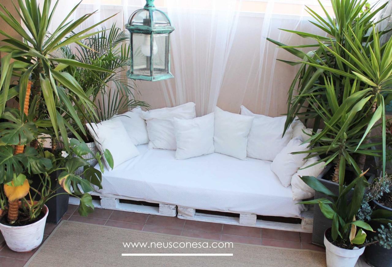 10 surprisingly easy DIY pieces of space-saving furniture